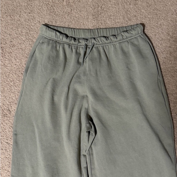 Sweatpants - Picture 4 of 6